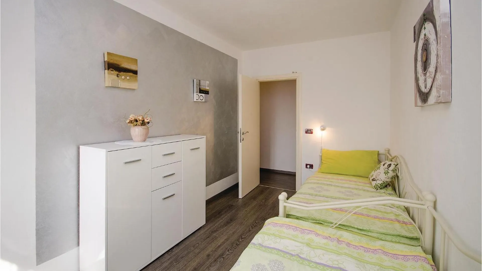 2 Bedroom Amazing Home In Rovinj