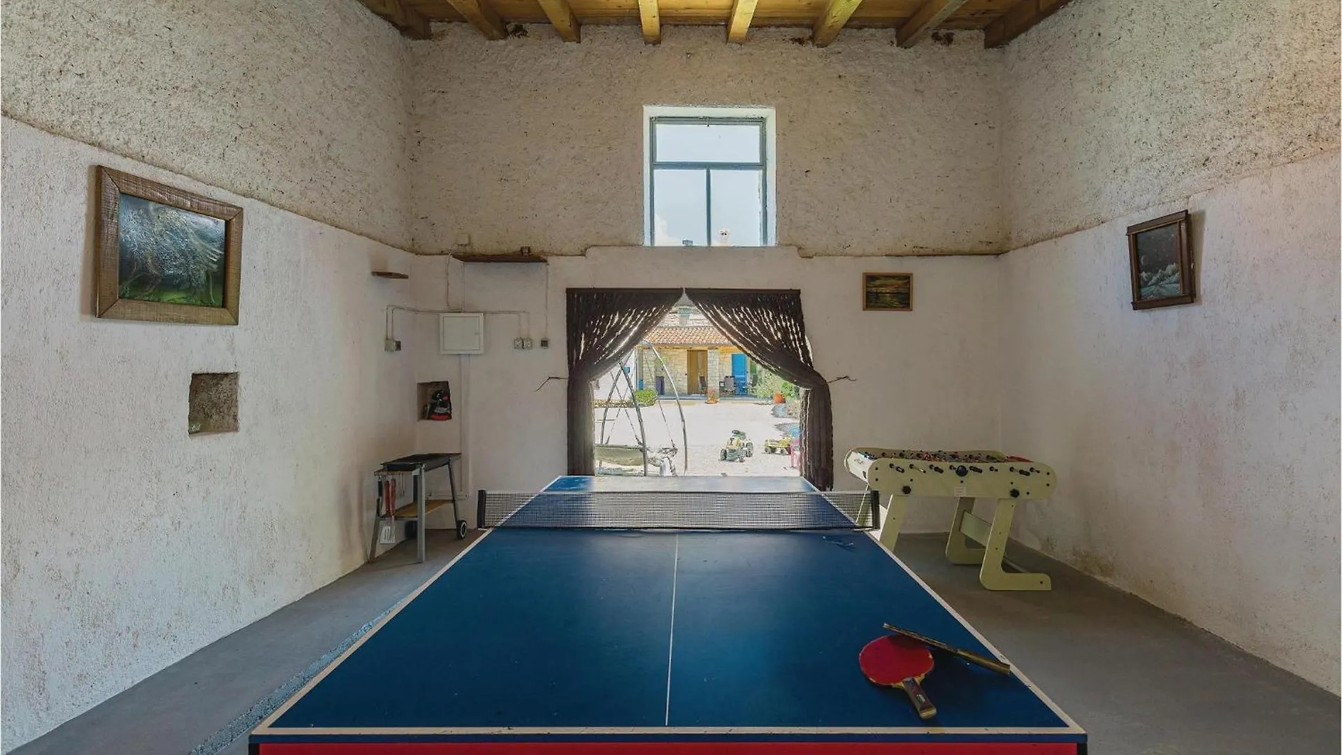 2 Bedroom Amazing Home In Rovinj Holiday home