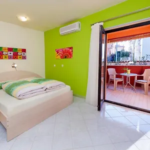 Couette-café Erik Adults Only, Rovinj