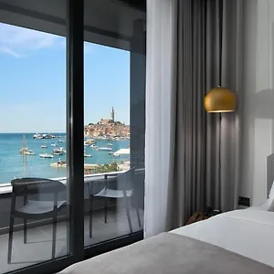 Delfin Hotel